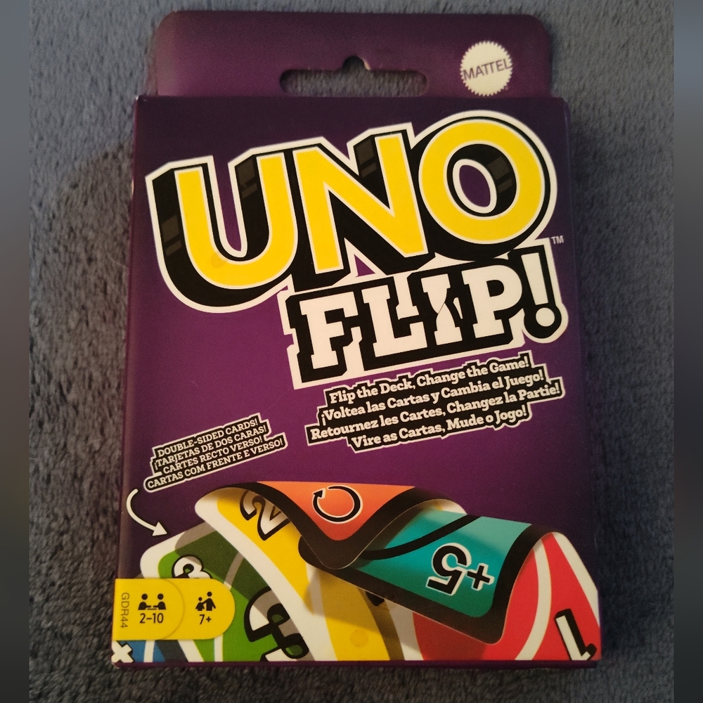 NWT! Mattel UNO FLIP! Game